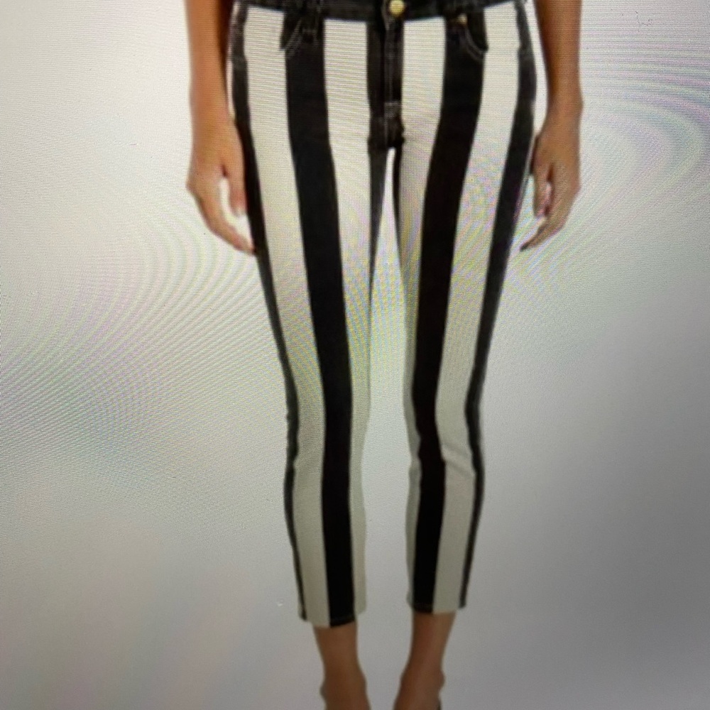 Genetic Denim The Liam Crop strip jeans. Sz 29